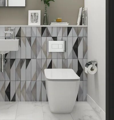 Стояща тоалетна чиния Strada II с Aquablade, Ideal Standard с капак/седалка с плавно затваряне