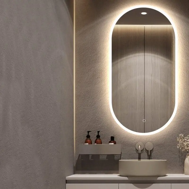 LED огледало за баня. LED точките са скрити, което добавя меко докосване към светлината. Перфектен избор за огледало за почитатели на простотата и минимализма. Сензор за включване/изключване Включва функция против запотяване Регулируем интензитет на светлината – димиране