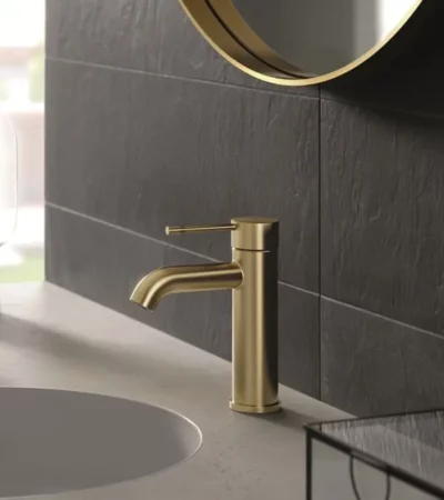 Essence, Златен мат, смесител за умивалник, S - размер GROHE Essence 24171GN1