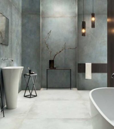 Patina Plate е една от най-новите ни серии радваща се на голям успех сред търсачите на модерни решения. Матираният калиброван гранитогрес се предлага в пет размера и три вълнуващи цвята: зелено синьо и бяло.