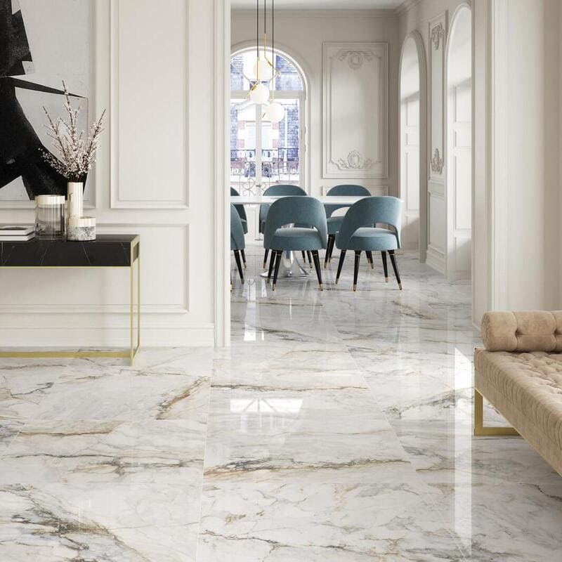 Гранитогрес с мраморна визия от испанския производител PAMESA CERÁMICA, произведен от висококачествени, устойчиви суровини. Плочките за баня PISA GOLD предлагат красив, богат до съвършенство мраморен гранитогрес, с натурални златни нишки, в два финиша - гланц и мат.